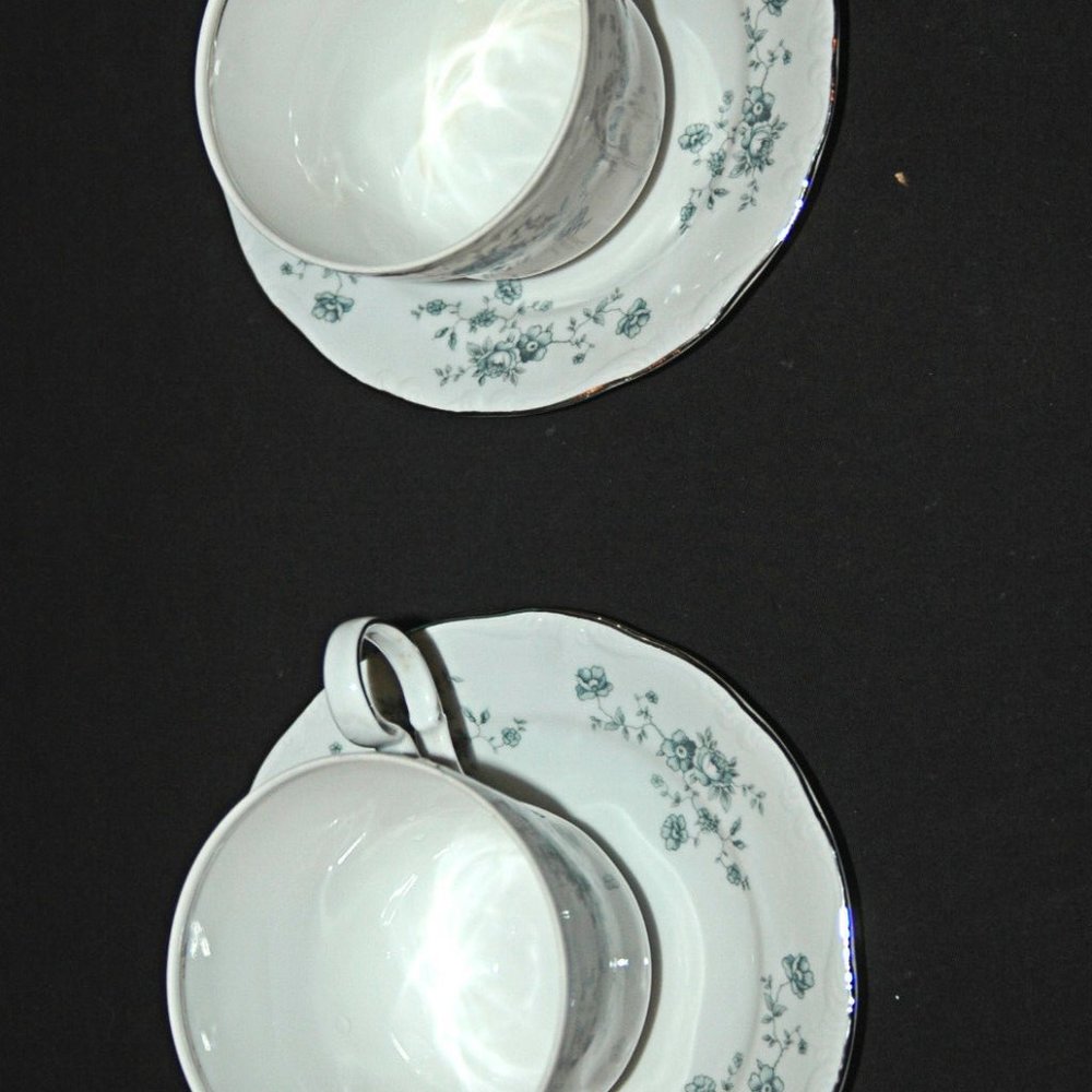 German Johann Haviland Bavaria Germany 2 Cups 2 Saucers EUC - Picture 9 of 9